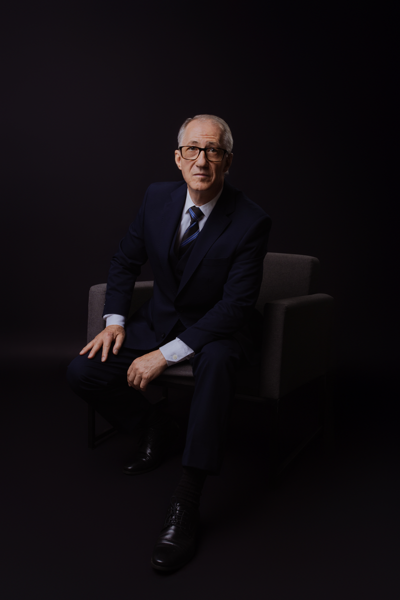 Dr. Davi, Sócio Sênior